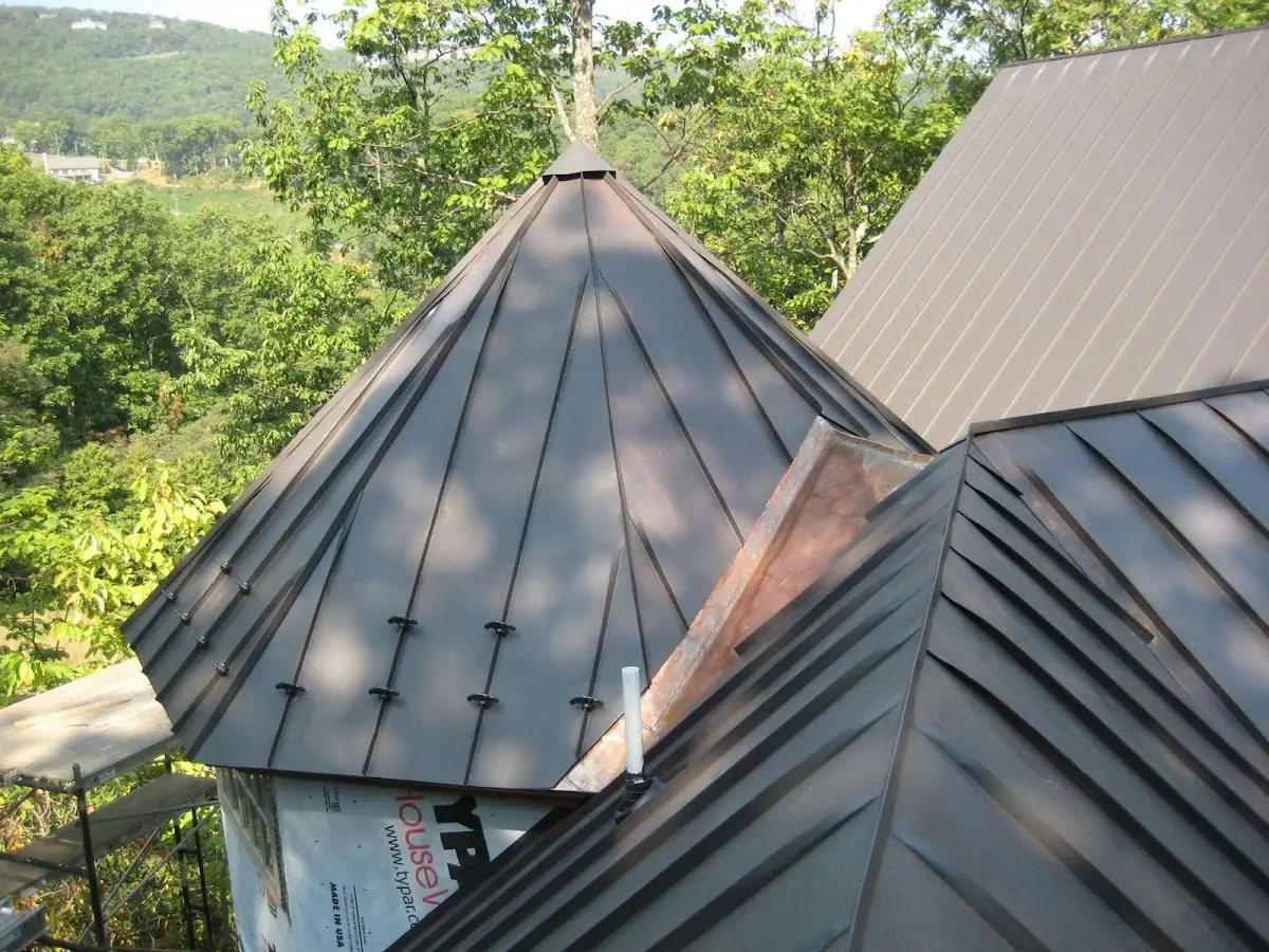 Professional Gutter Cleaning by Craftsman Roofing in Wooded Acres